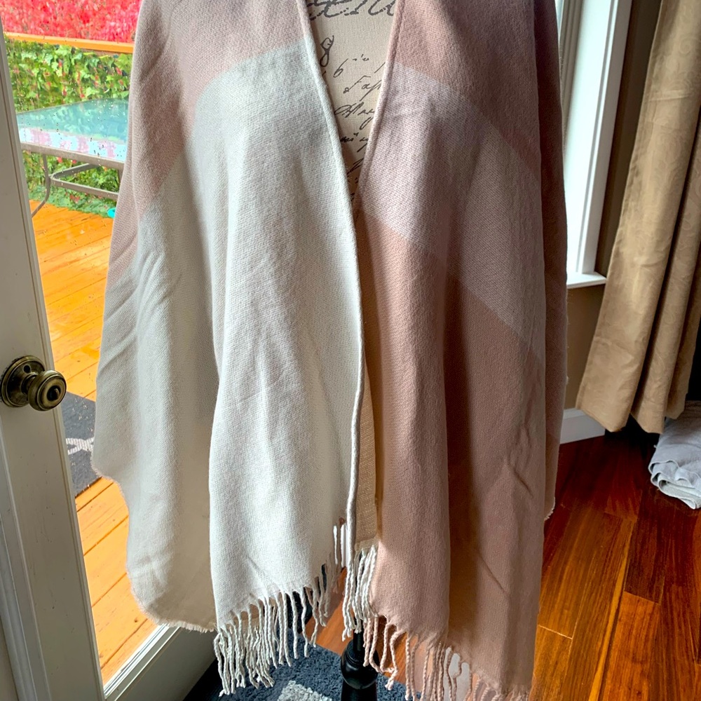 Extremely comfortable shawl